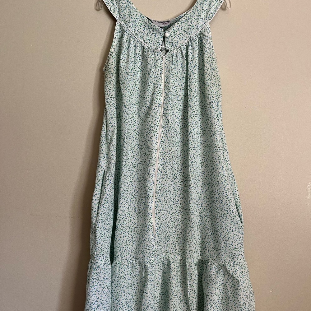 Gloriana Sleeveless Day Gown/House Dress